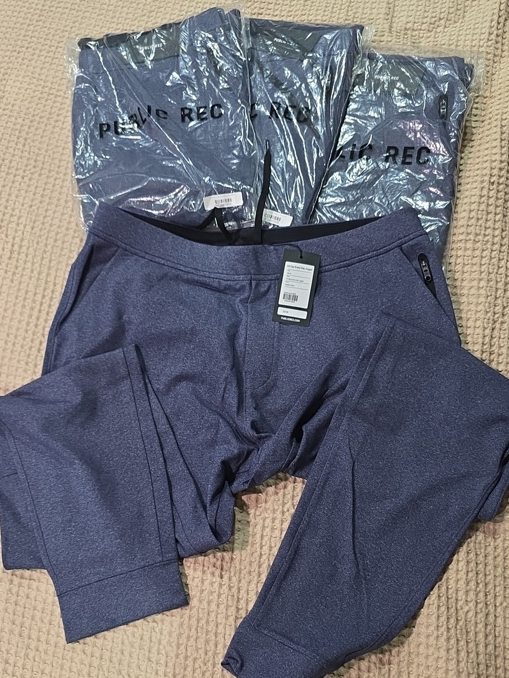 Public Rec  Men’s Heather Navy  Jogger Sweatpants